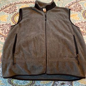 Men’s medium old navy vest